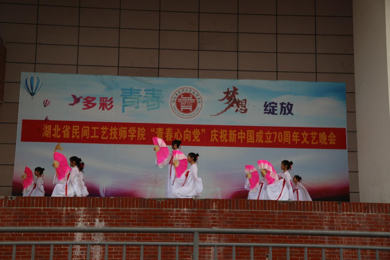 image4 image4