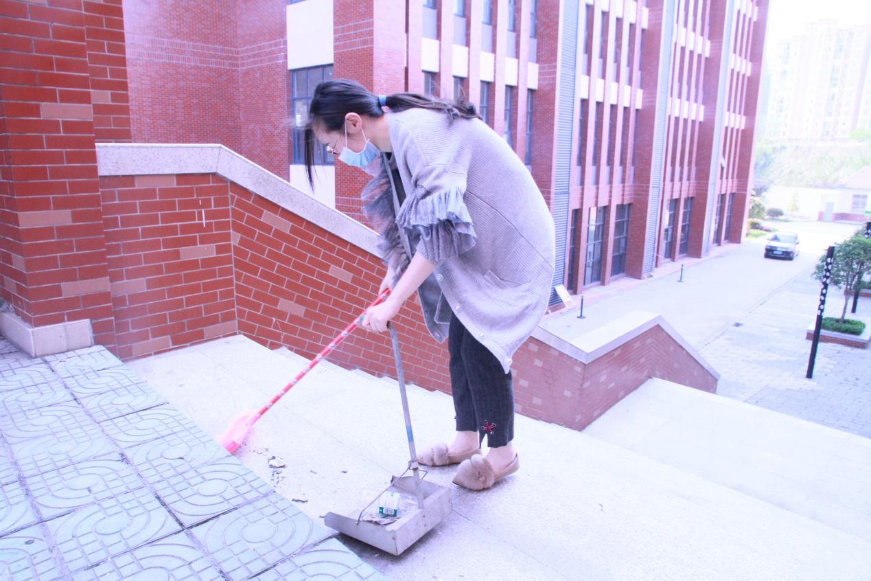 image12