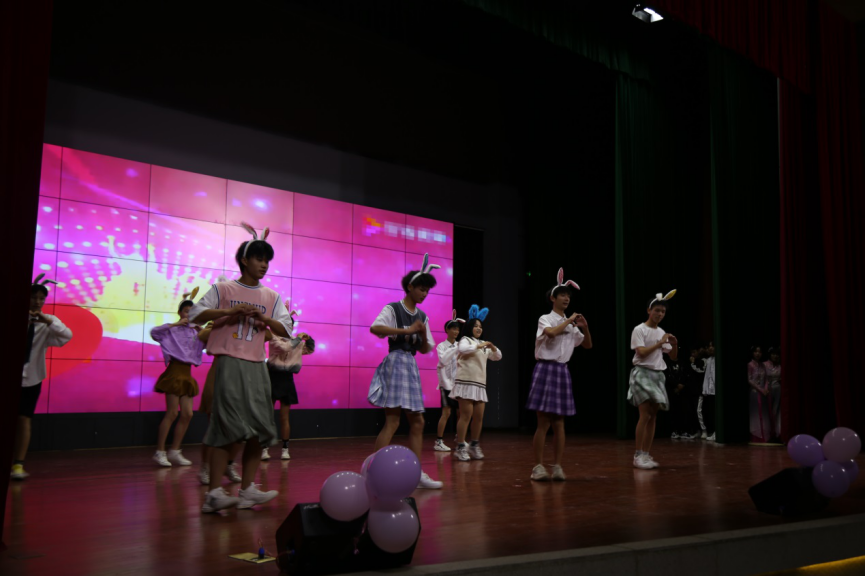 图片 33 图片 33