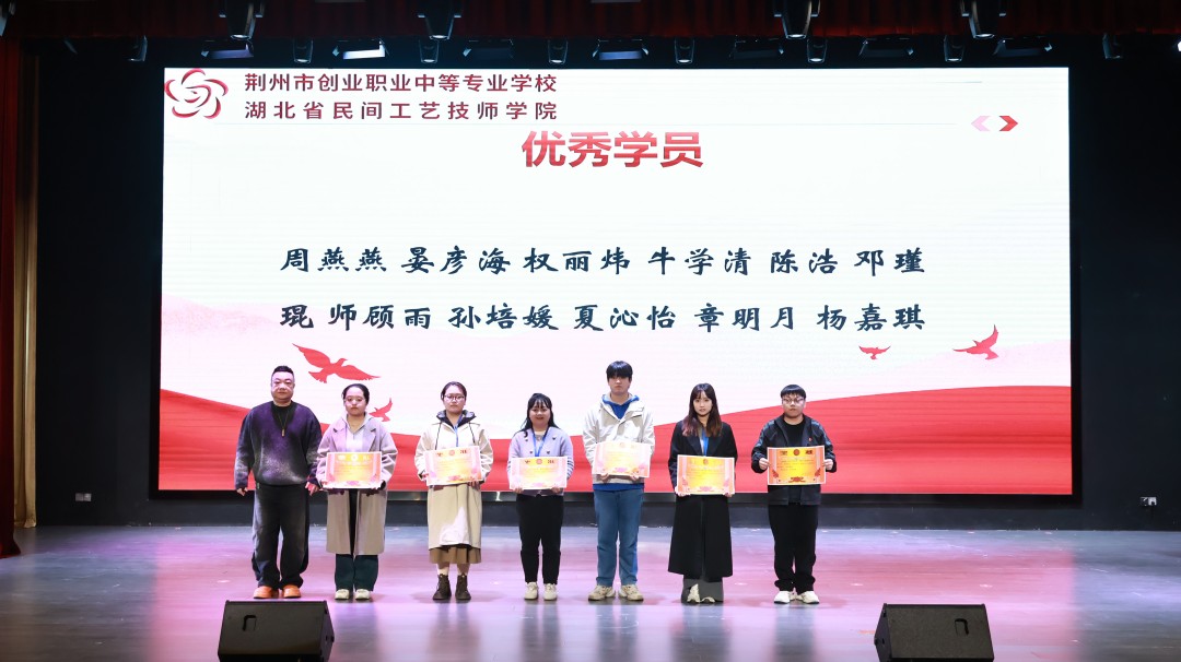 1761640263205720.jpg 05.jpg